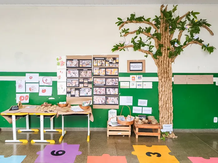 Crianças de Cuiabá Revelam Talentos Artísticos com Cultura Indígena em Exposição Criativa Imagem do artigo