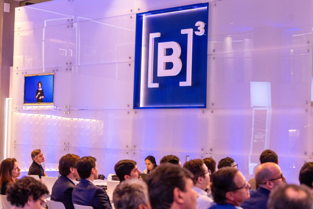 B3 Social Destina R$ 60 Milhões em 2025 para Educação e Crises Climáticas