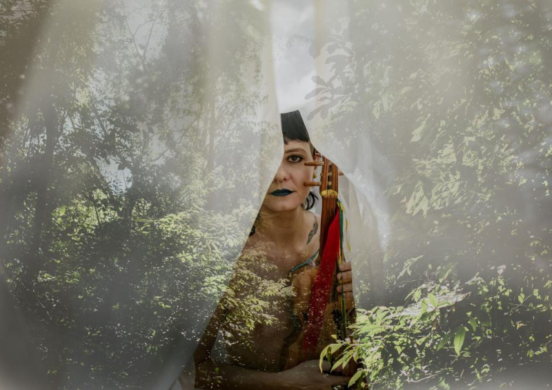 Caju da Rabeca Lança Álbum “Rabecaju” em Pré-estreia no Cine Teatro Cuiabá Caju da Rabeca Lança Álbum "Rabecaju" em Pré-estreia no Cine Teatro Cuiabá