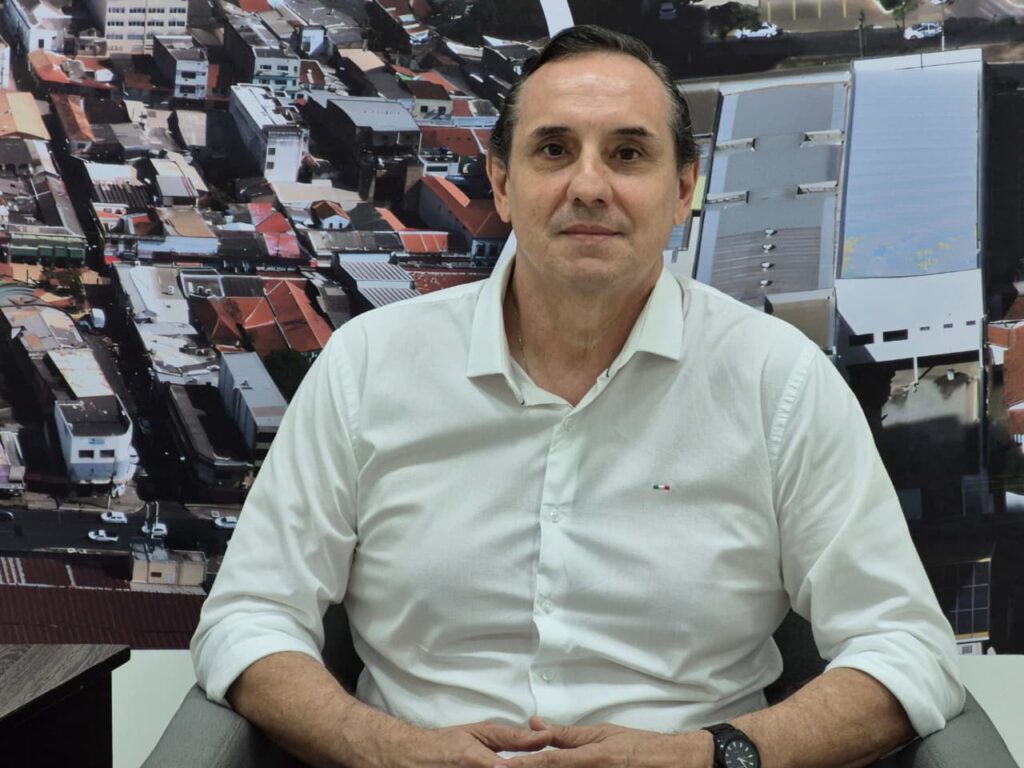 Comércio Cuiabano Enfrenta Desafios Crescentes em 2025