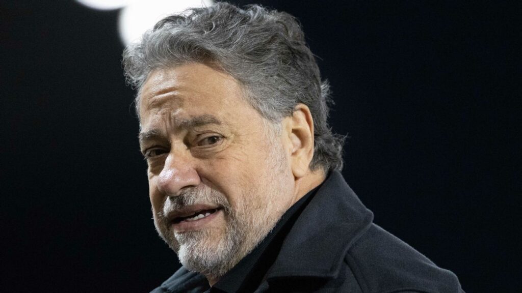 Crespo Reflete Sobre a Saída de Casares e Defende o Futebol Acima da Política