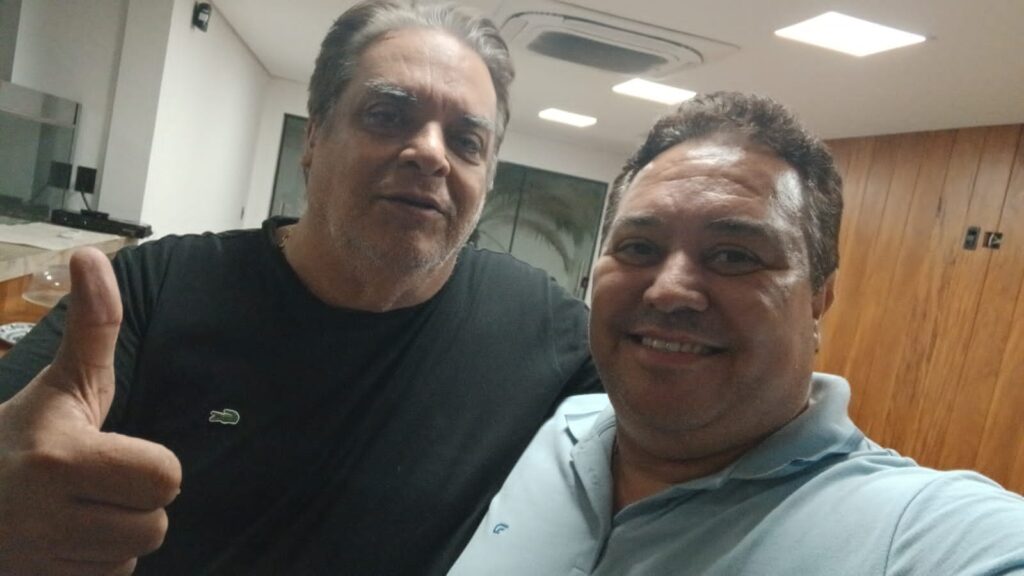 Dr. Dhenner Une Forças ao Grupo de Gilmar Fabris em Nobres Dr. Dhenner Une Forças ao Grupo de Gilmar Fabris em Nobres