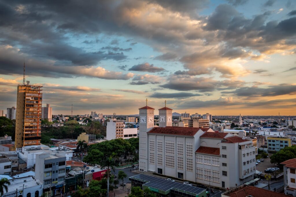Réveillon da Família: Uma Celebração que Impulsiona a Economia de Cuiabá