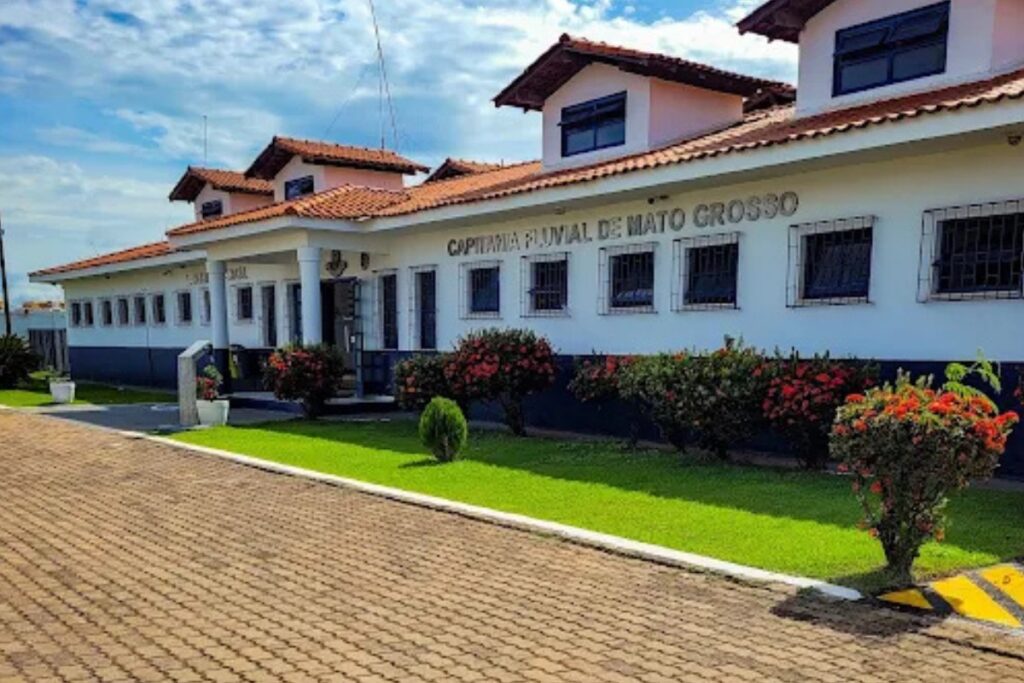 Sargento da Marinha Liberado Após Detenção por Agressão em Cuiabá Sargento da Marinha Liberado Após Detenção por Agressão em Cuiabá