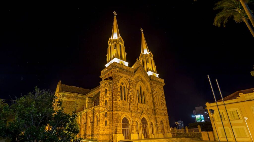 Uberaba: A Cidade de Minas Gerais que Une Potência do Agronegócio e Qualidade de Vida