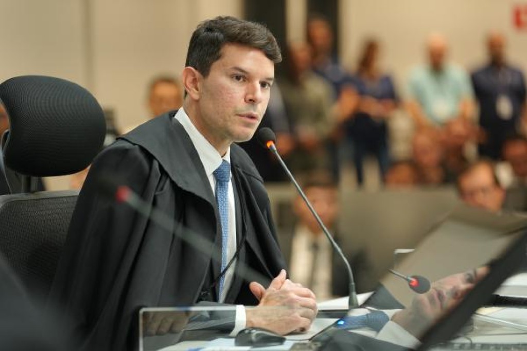 Alisson Alencar Lidera Transformação Digital no TCE-MT e Coordena Iniciativas em Tecnologia e IA Alisson Alencar Lidera Transformação Digital no TCE-MT e Coordena Iniciativas em Tecnologia e IA