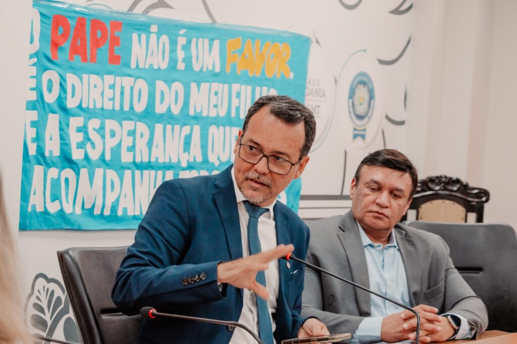 Audiência Pública Aborda a Escassez de Professores para Crianças com Deficiência em Mato Grosso