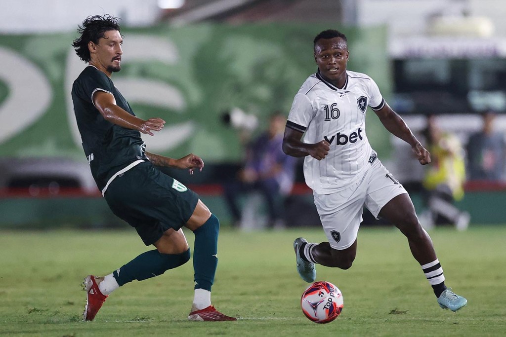 Botafogo Derrota Boavista e Avança na Taça Rio com Conforto Botafogo Derrota Boavista e Avança na Taça Rio com Conforto