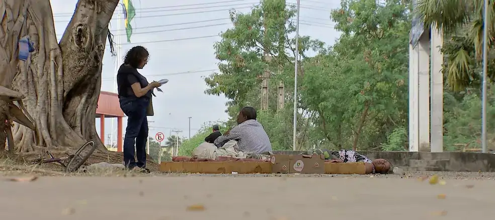 Crescimento da População em Situação de Rua em MT: Desafios e Realidades Crescimento da População em Situação de Rua em MT: Desafios e Realidades