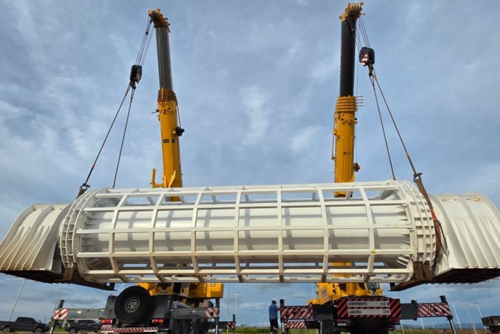 Eixo da Maior Roda-Gigante da América Latina Chega ao Parque Novo MT