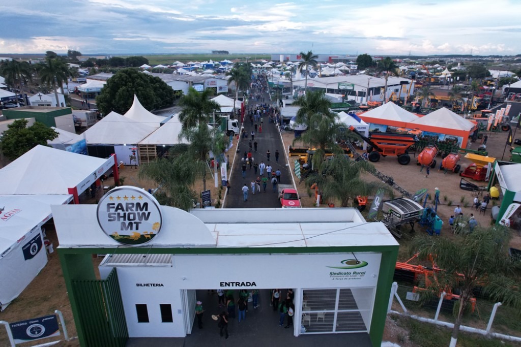 Farm Show Celebra 10 Anos como Referência em Negócios do Agronegócio em Mato Grosso Farm Show Celebra 10 Anos como Referência em Negócios do Agronegócio em Mato Grosso