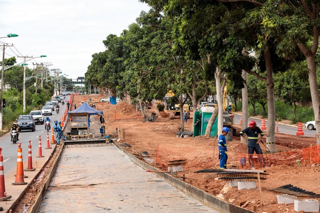 Impactos das Obras do BRT: Diálogo Essencial entre Sinfra e Comerciantes em MT