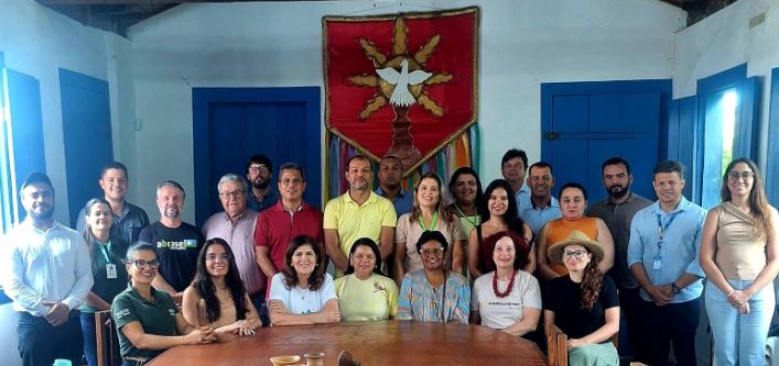 Pacto pelo Desenvolvimento Turístico no Norte de Minas: Um Marco para o Futuro Pacto pelo Desenvolvimento Turístico no Norte de Minas: Um Marco para o Futuro