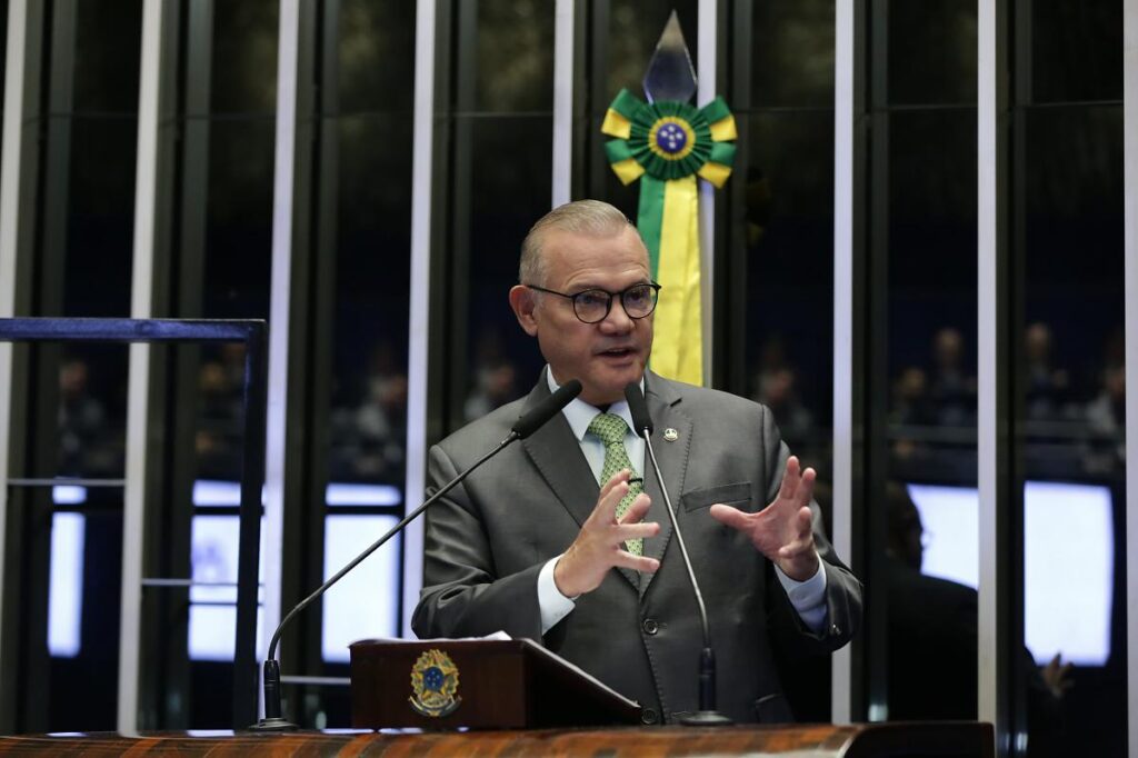 Senador Wellington Fagundes Articula Credenciamento do Hospital Universitário da UFMT na Rede Nacion