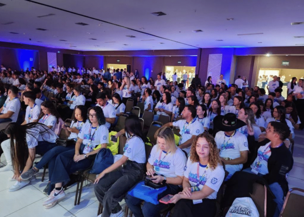 3º Encontro Estadual dos Grêmios: Mais de 3 mil Estudantes se Reúnem em Cuiabá