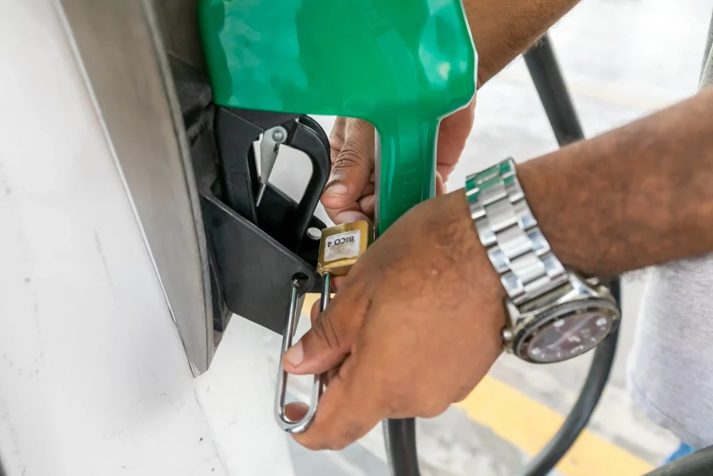 Ação Nacional Revela Aumentos Irregulares nos Preços dos Combustíveis em Cuiabá