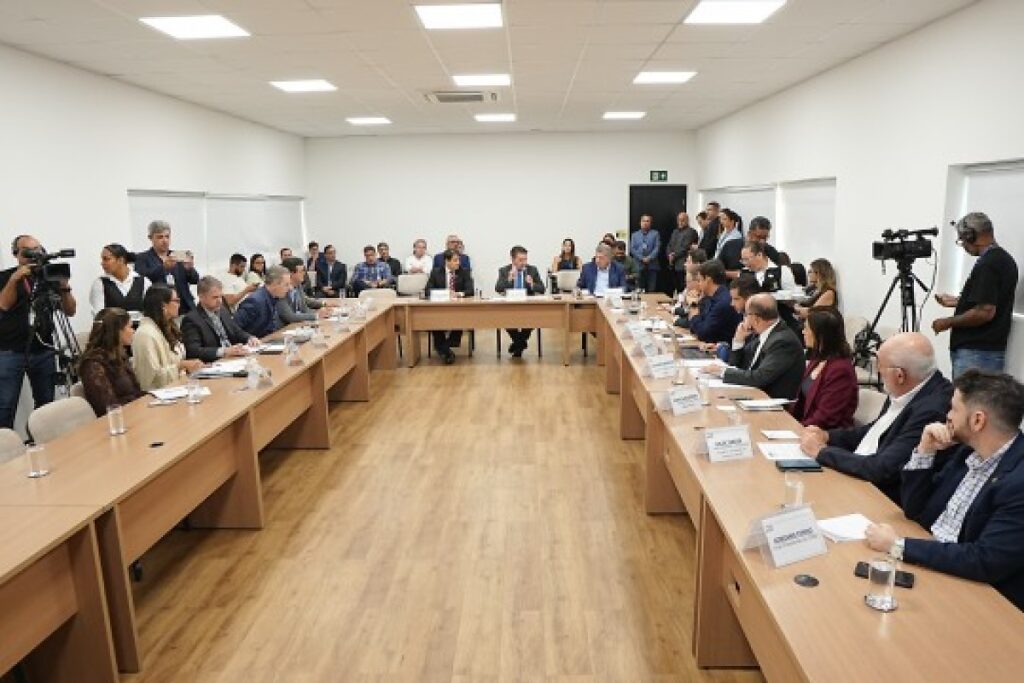 Conflito na Saúde: TCE-MT Instala Mesa Técnica para Resolver Impasse entre SES e Hospital de Câncer