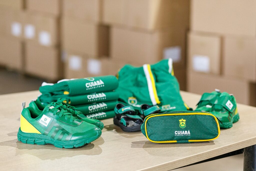 Cuiabá: Uniformes Escolares Garantidos para Todos os Alunos até 2 de Abril