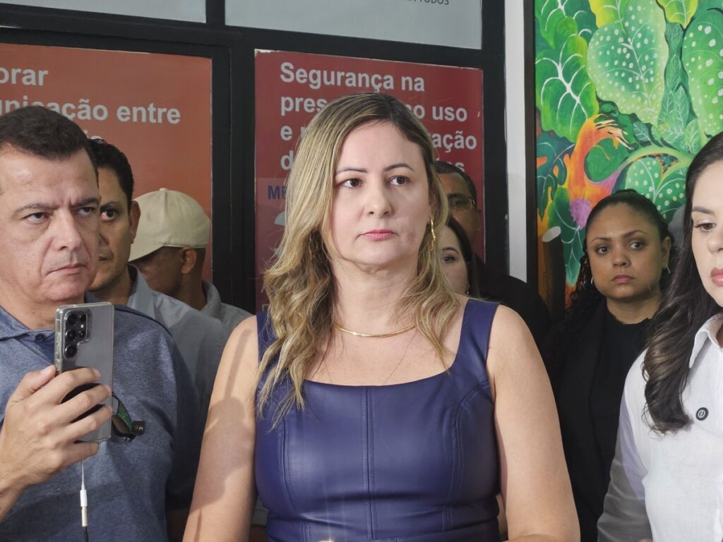 Danielle Carmona Deixa Cargo de Secretária de Saúde em Cuiabá e Não Assume Outra Função