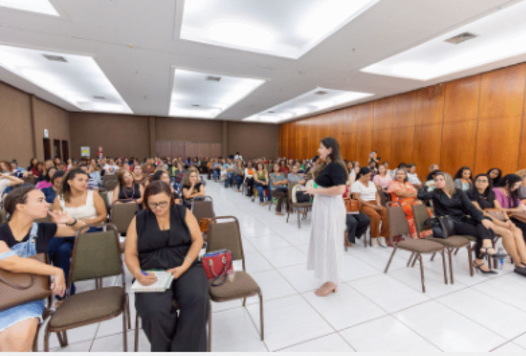Educação Inclusiva: Formação de Professores em Cuiabá Promove Acolhimento a Estudantes com Autismo