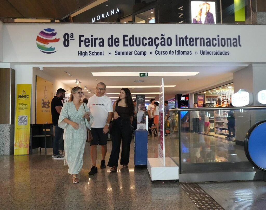Feira Internacional de Educação em Cuiabá: Oportunidades de High School para Estudantes