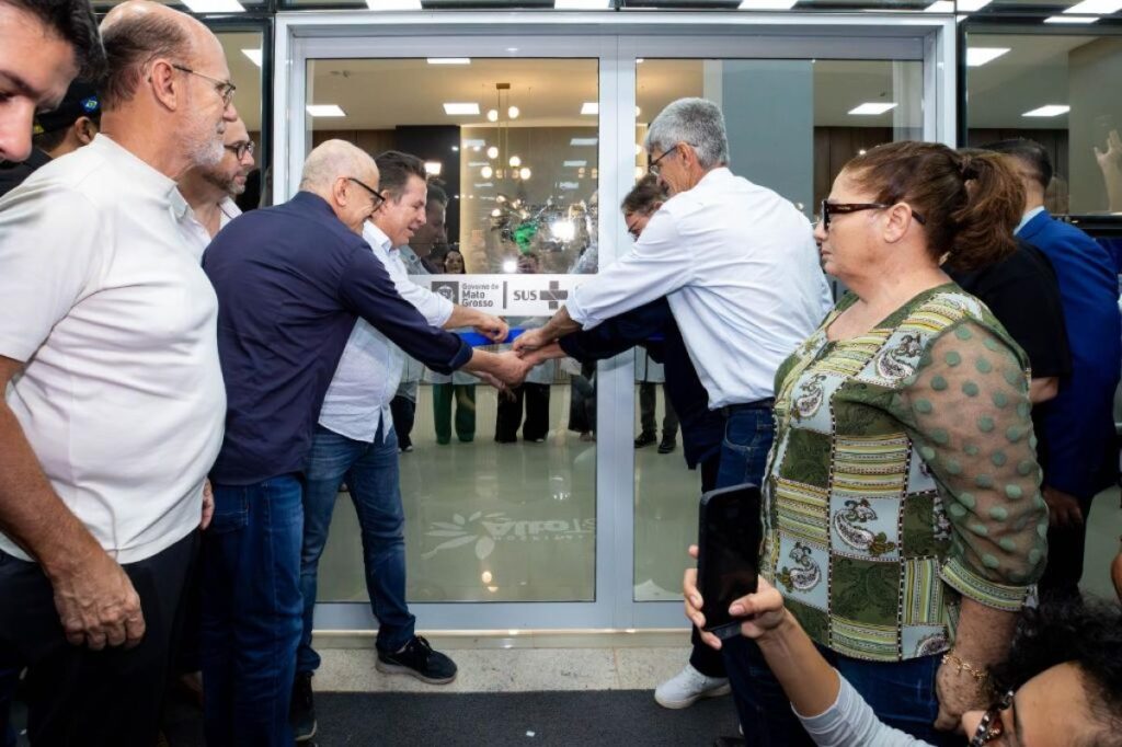 Governo de MT Inaugura Hospital em Alta Floresta: Atendimento com Padrão de Capital Governo de MT Inaugura Hospital em Alta Floresta: Atendimento com Padrão de Capital