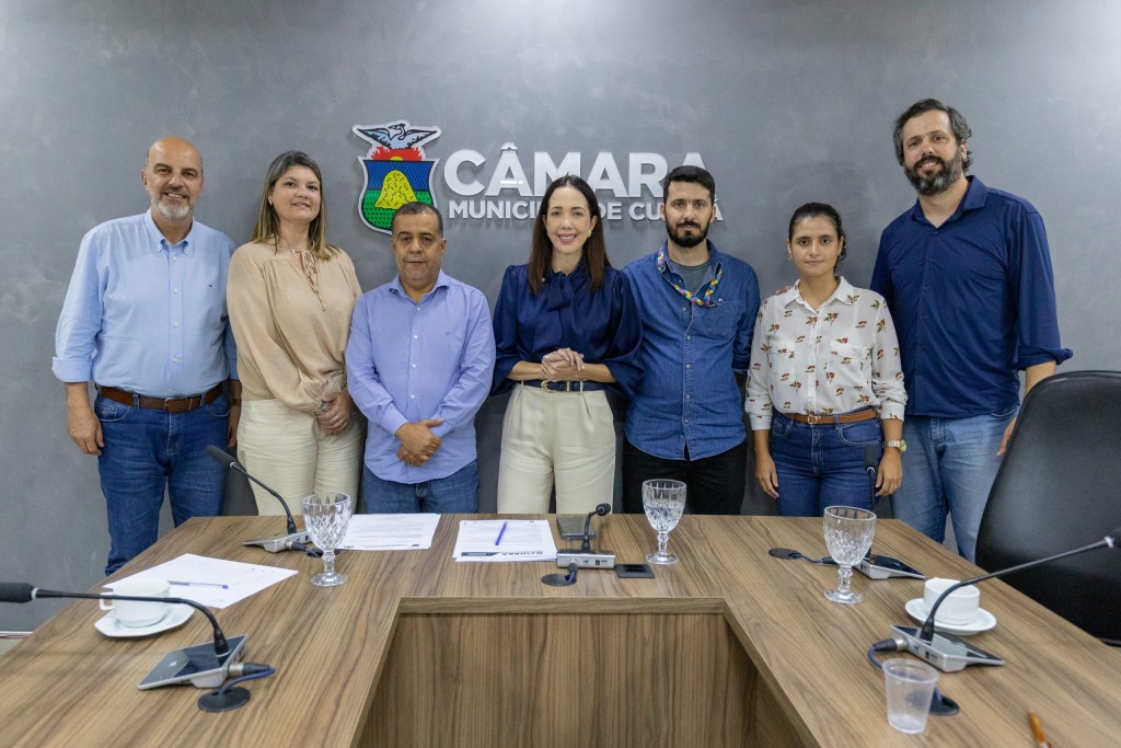 Inclusão e Educação Especial: Avanços e Desafios em Cuiabá Inclusão e Educação Especial: Avanços e Desafios em Cuiabá