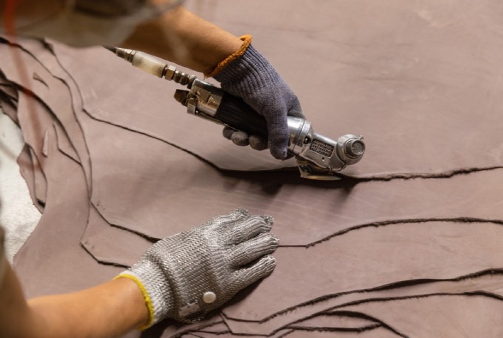 JBS Couros Lança Tecnologia Sustentável que Reduz Água e Energia no Curtimento JBS Couros Lança Tecnologia Sustentável que Reduz Água e Energia no Curtimento