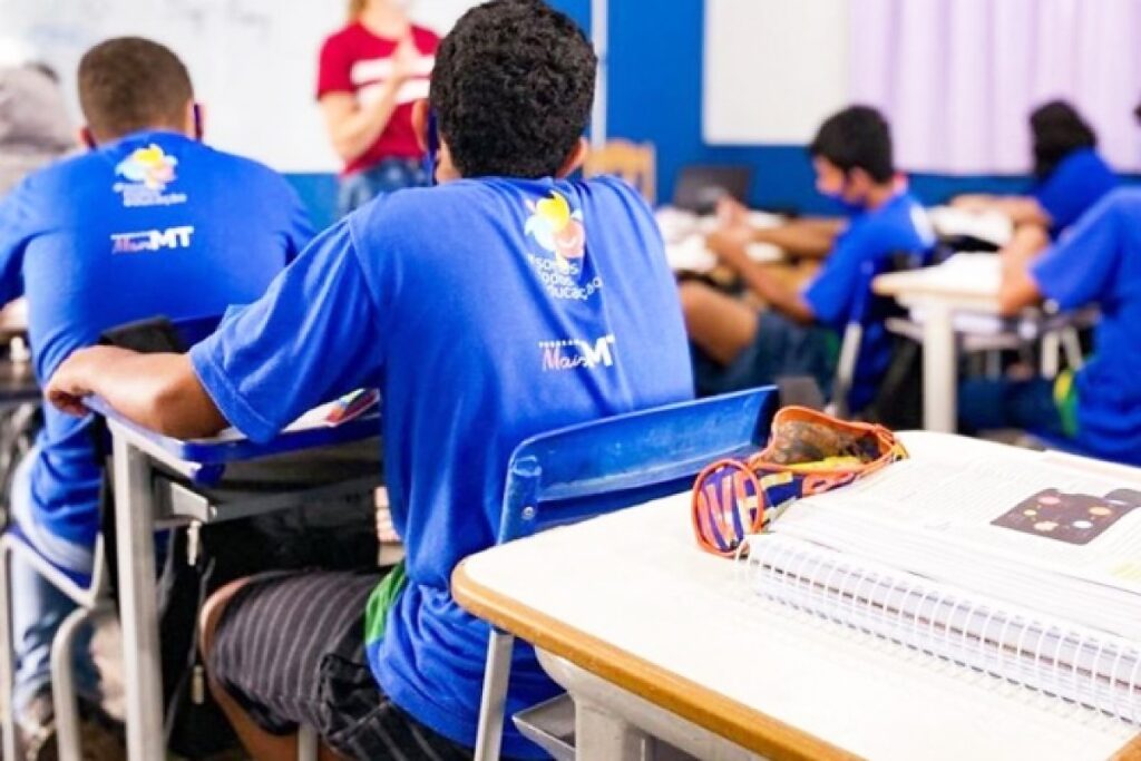 MT Implementa Nova Política para Combater Violência nas Escolas