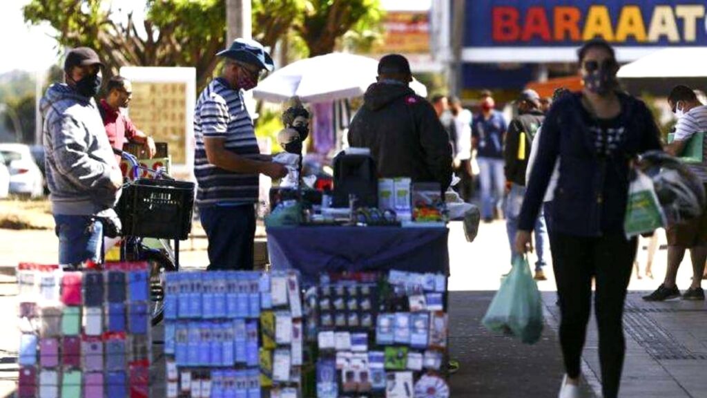 Queda na Taxa de Informalidade no Mercado de Trabalho Brasileiro em 2026