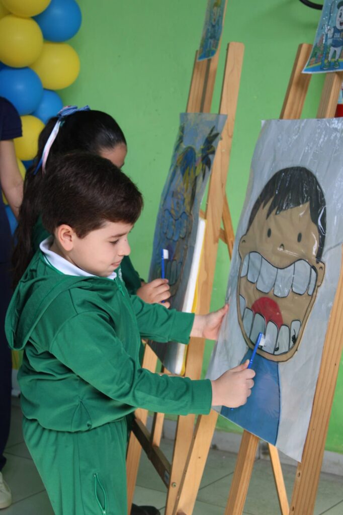 Saúde Bucal em Cruzeiro do Sul: Mais de 4 Mil Alunos Beneficiados em 2025 Saúde Bucal em Cruzeiro do Sul: Mais de 4 Mil Alunos Beneficiados em 2025