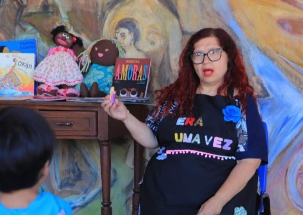 Semana da Arte e Cultura de Alegrete: Oficina de Educação Antirracista Destaca Importância da Literatura Infantil Semana da Arte e Cultura de Alegrete: Oficina de Educação Antirracista Destaca Importância da Litera