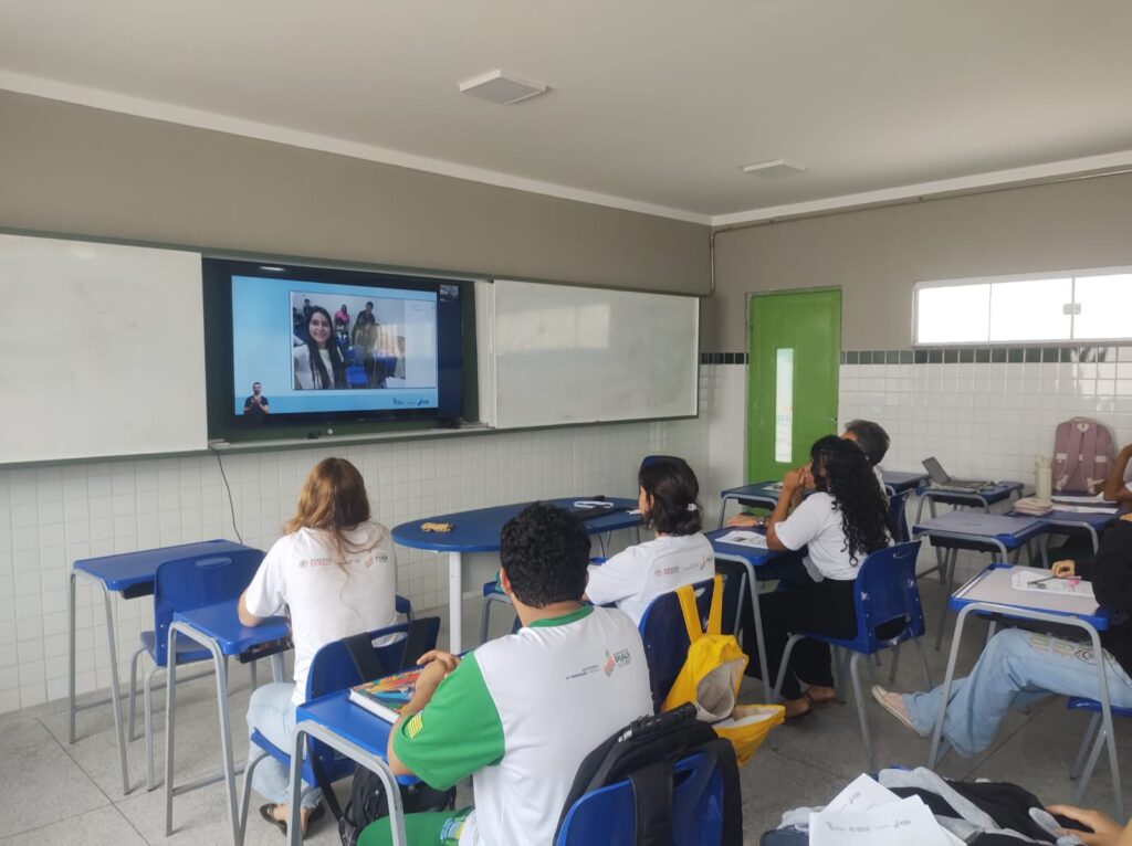 Canal Educação: A Revolução no Acesso ao Ensino Tecnológico no Piauí Canal Educação: A Revolução no Acesso ao Ensino Tecnológico no Piauí