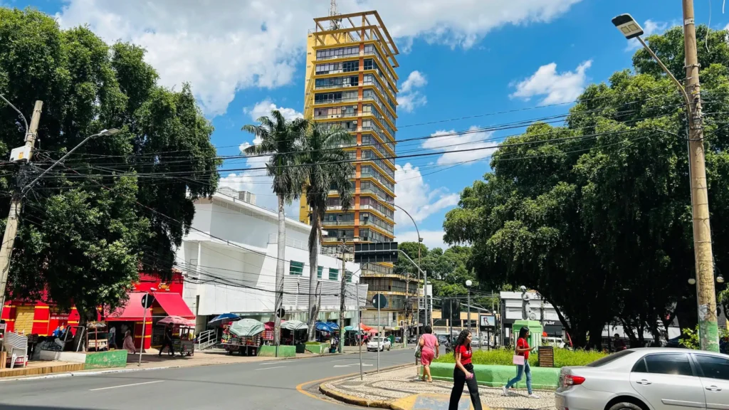 Comércio em Cuiabá: O que você precisa saber sobre os feriados de abril Comércio em Cuiabá: O que você precisa saber sobre os feriados de abril