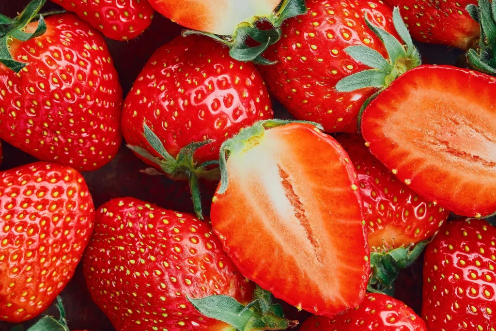 Crescimento das Importações de Morango do Egito Preocupa Produtores Brasileiros Crescimento das Importações de Morango do Egito Preocupa Produtores Brasileiros