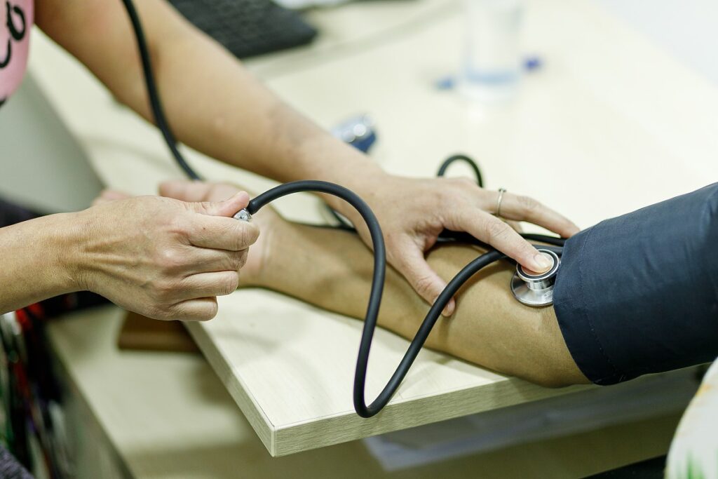 Cuiabá Avança na Saúde com Atendimento Noturno em 28 USFs Cuiabá Avança na Saúde com Atendimento Noturno em 28 USFs