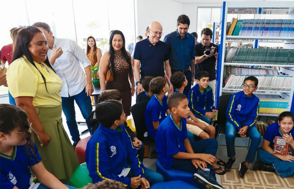 Educação em Cuiabá: Pivetta Enfatiza Avanços e Investimentos Educação em Cuiabá: Pivetta Enfatiza Avanços e Investimentos