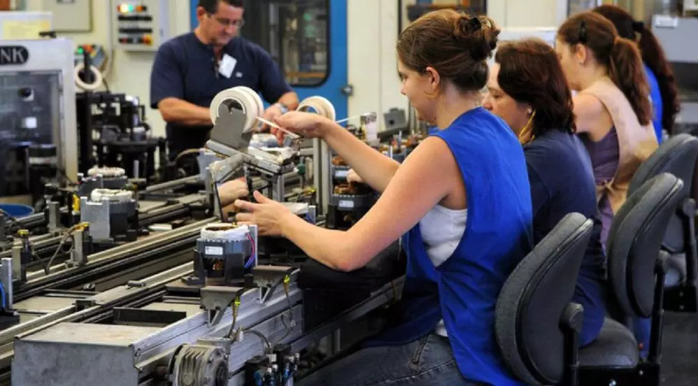 Escala 5×2: Um Novo Modelo de Trabalho que Enfrenta Desafios de Produtividade no Brasil Escala 5×2: Um Novo Modelo de Trabalho que Enfrenta Desafios de Produtividade no Brasil