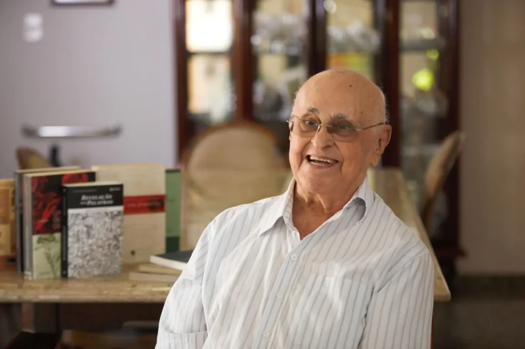 Esmagis-MT Comemora os 106 Anos do Desembargador João Antônio Neto, Patrimônio da Justiça em Mato Gr