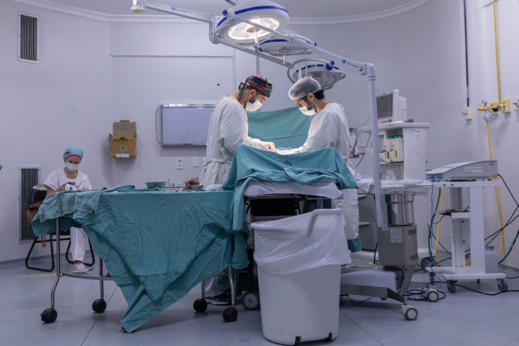 Mutirão em Cuiabá Realiza 83 Cirurgias e Avança na Redução da Fila Eletiva