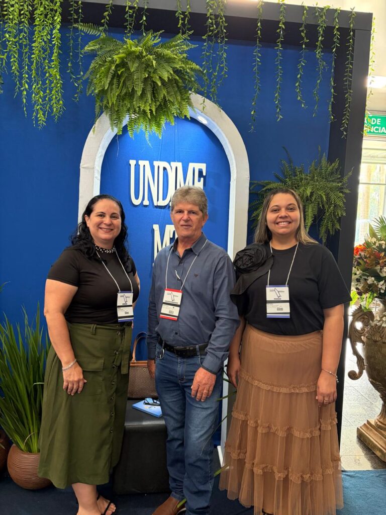 Nova Guarita Marca Presença no 15º Fórum Estadual de Gestão Educacional em Cuiabá