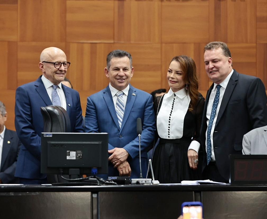 Otaviano Pivetta Assume Governo de Mato Grosso com Promessas de Continuidade Otaviano Pivetta Assume Governo de Mato Grosso com Promessas de Continuidade