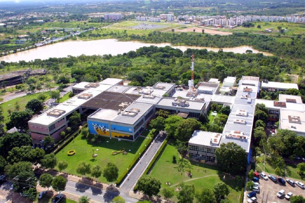 Servidores da Seduc Sentem Mal-Estar Após Pintura em Prédio da Sinfra