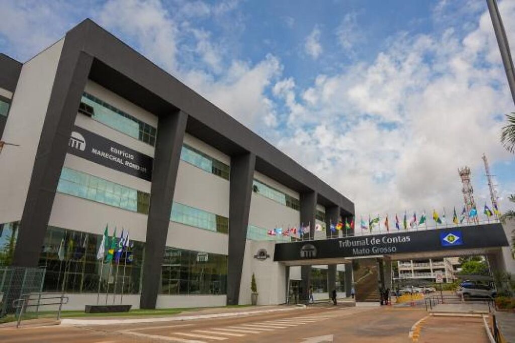 TCE-MT Define Prazo de 180 Dias para Implementação de Política de Arborização Urbana