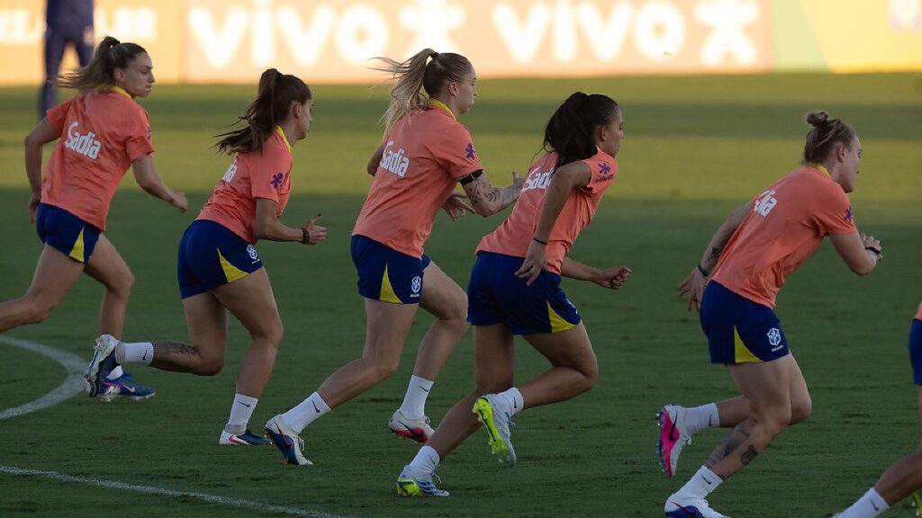 Técnico da Seleção Brasileira Feminina Elogia Centro de Treinamento do Cuiabá: 'Excelentes Estrutura