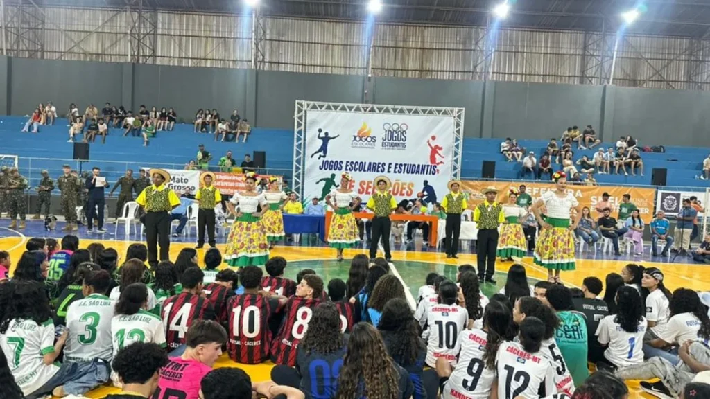 Abertura da etapa regional dos Jogos Escolares em Cáceres