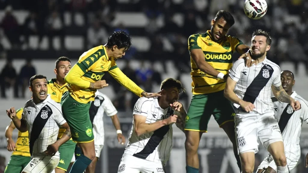 Cuiabá vence a Ponte Preta fora de casa e sobe na tabela da Série B com gol decisivo Cuiabá vence a Ponte Preta fora de casa e sobe na tabela da Série B com gol decisivo