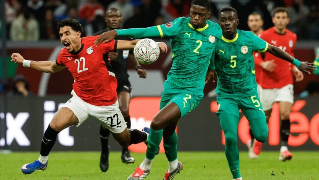 Filho de herói de 2002, Mamadou Sarr busca repetir façanha de Senegal contra França na Copa 2026 Filho de herói de 2002, Mamadou Sarr busca repetir façanha de Senegal contra França na Copa 2026