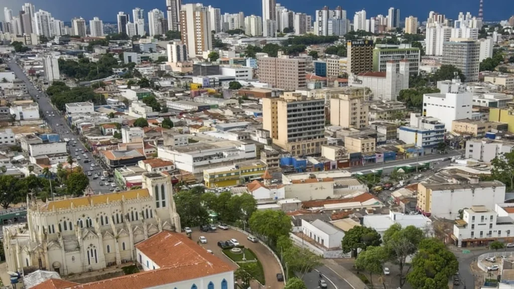 Cuiabá lidera geração de empregos formais em Mato Grosso com mais de mil vagas em abril Cuiabá lidera geração de empregos formais em Mato Grosso com mais de mil vagas em abril