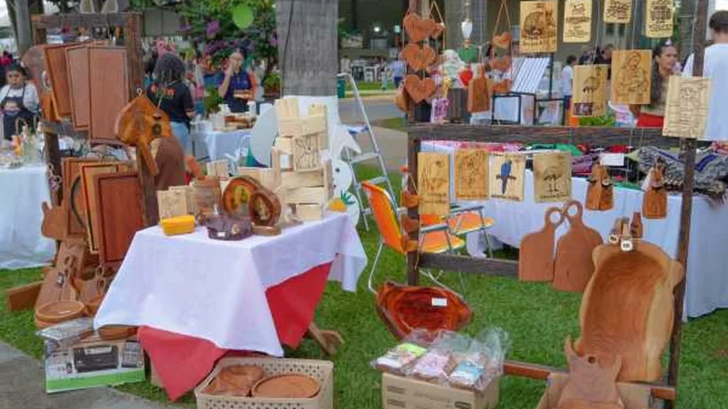Feiras itinerantes elevam faturamento do artesanato em Lucas do Rio Verde em 80% em 2026 Feiras itinerantes elevam faturamento do artesanato em Lucas do Rio Verde em 80% em 2026